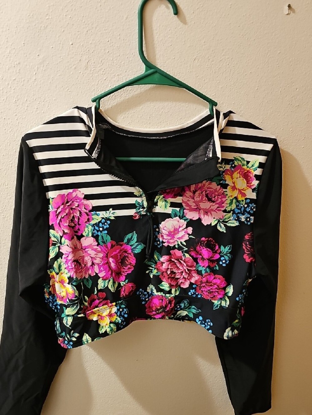 Women's Black Floral Stripe Swim Long-Sleeve Top - Pink Floral - Picture 4 of 4